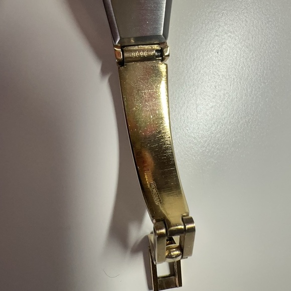 Seiko Gold-Tone Bracelet Watch with Black Dial - Picture 4 of 8